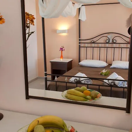 Ξενοδοχείο με διαμερίσματα Anna 4*