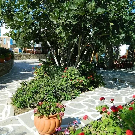 Aparthotel Anna 4*