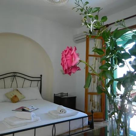 Anna Apartmanhotel